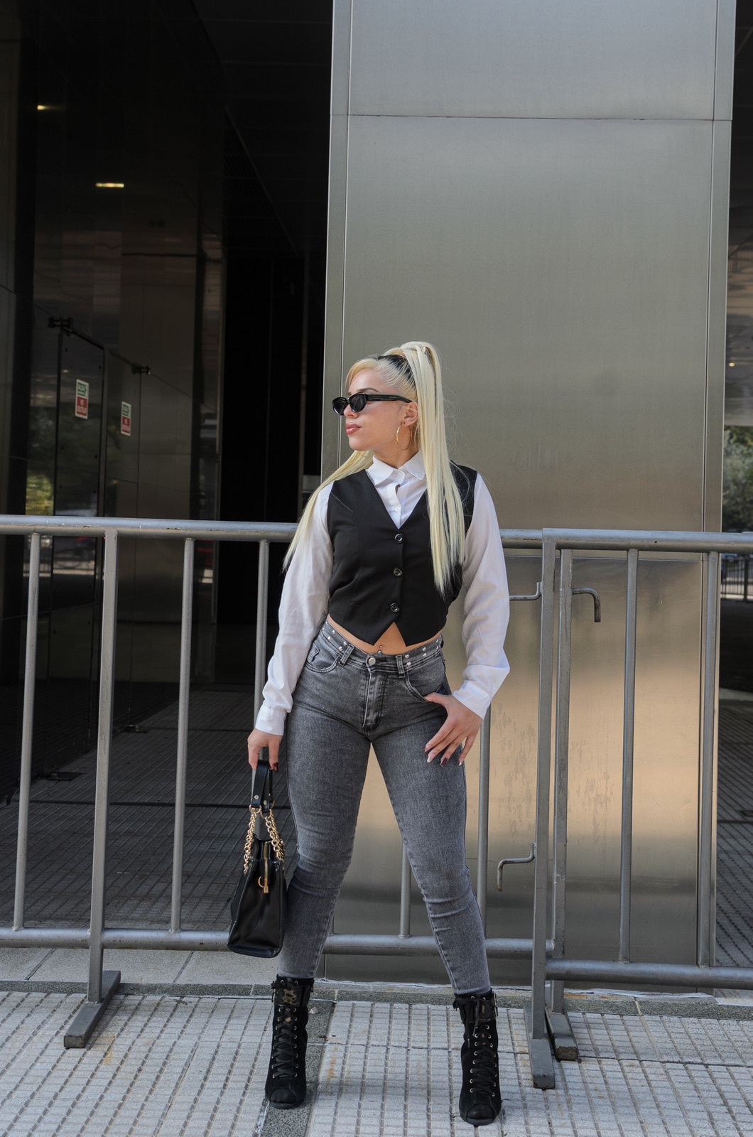 56fcf222-1da1-4c34-90ea-9ad3b805c7a8