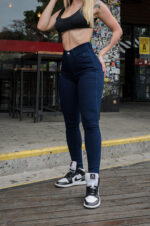 SKINNY SCHOOL - Imagen 8