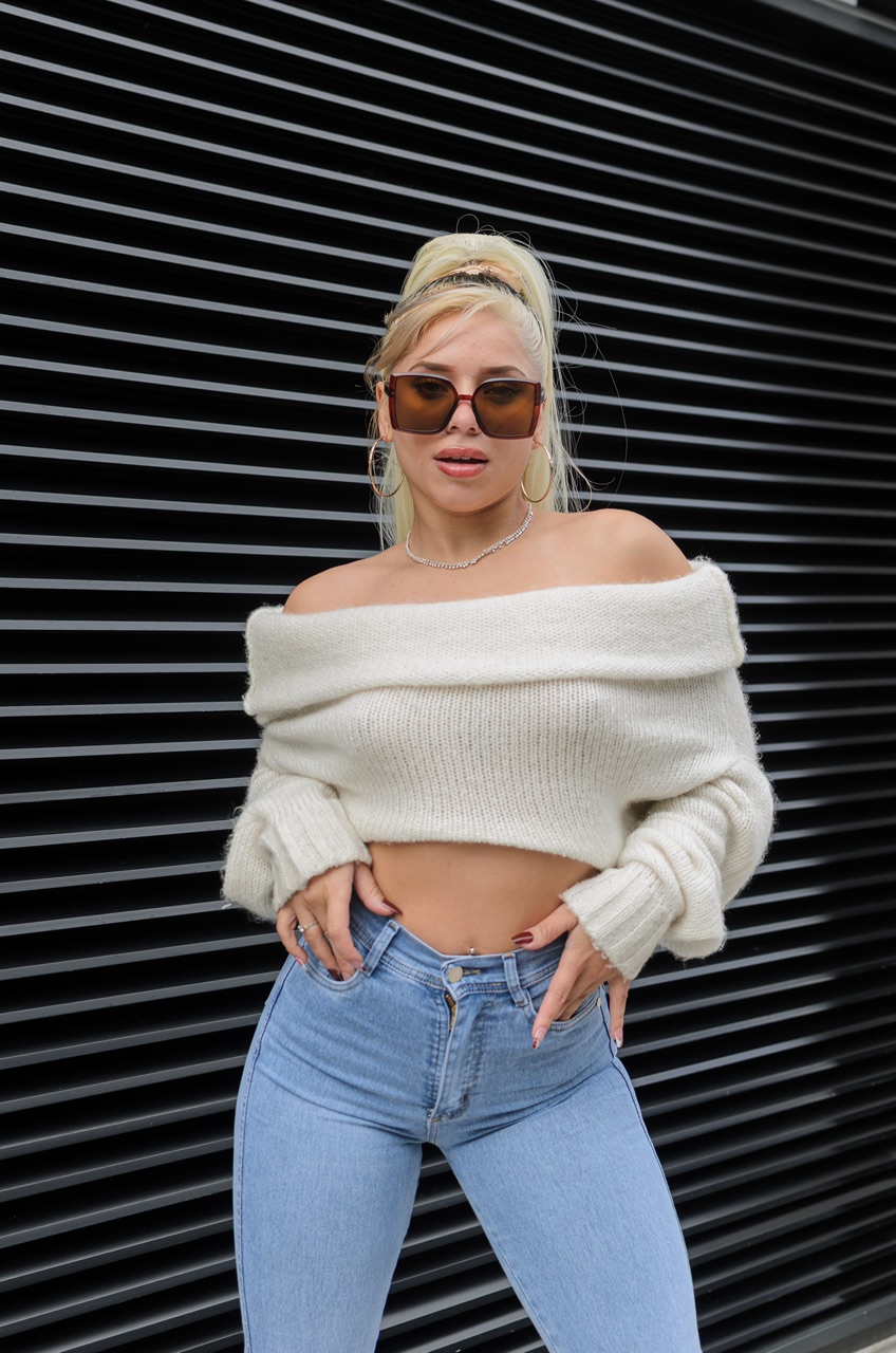 afba7439-74d4-44e1-a646-b3f03a53a178